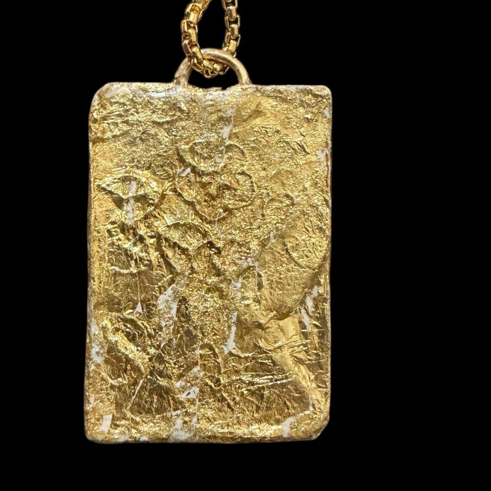 1973 20c Christmas Stamp Clay & Gold Leaf Pendant Necklace Encased in Resin - Picture 6 of 11